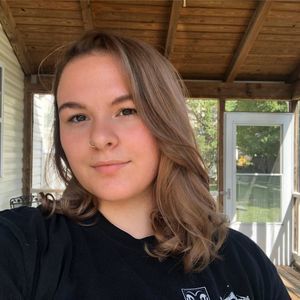 Meet your Posher, Ellis